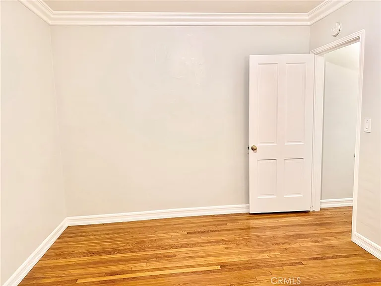 1744 Huntington Dr — Photo 38