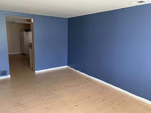 3rd image of 3717 S Wolcott Ave