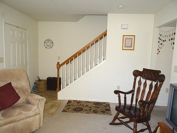 Entrance & Living Room