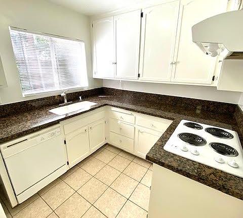 5th image of 1449 Rexford Dr APT 3