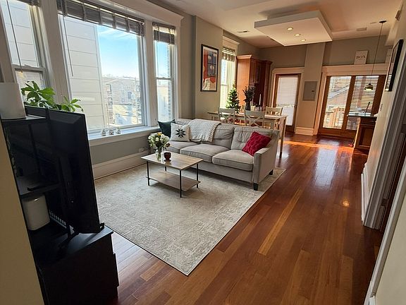 2nd image of 3628 N Magnolia Ave APT 3