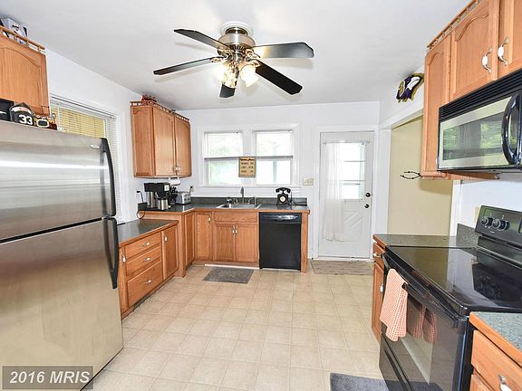 5th image of 2055 Park Beach Dr