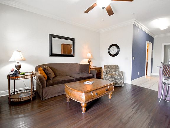 3rd image of 430 W Glenn Ave #110