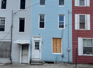 24 S 3rd St, Steelton, PA 17113