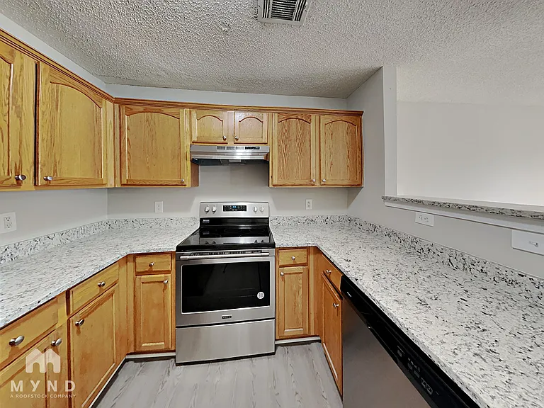 6332 Hickory Lane Cir — Photo 4