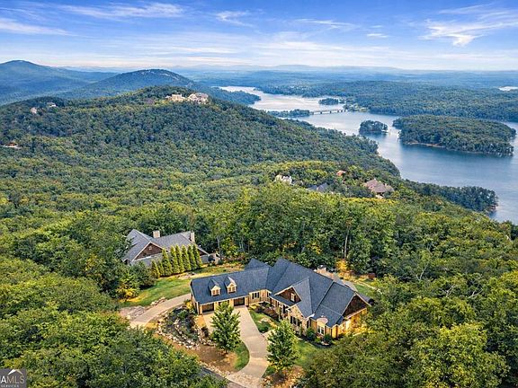 3rd image of 49 Waterside Dr