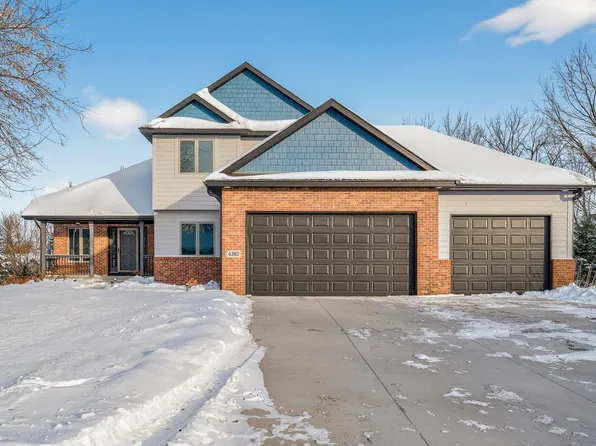 6382 209th St N, Forest Lake, MN 55025