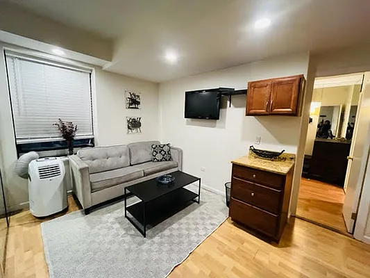 Rented by Manhattan Management Group | media 3