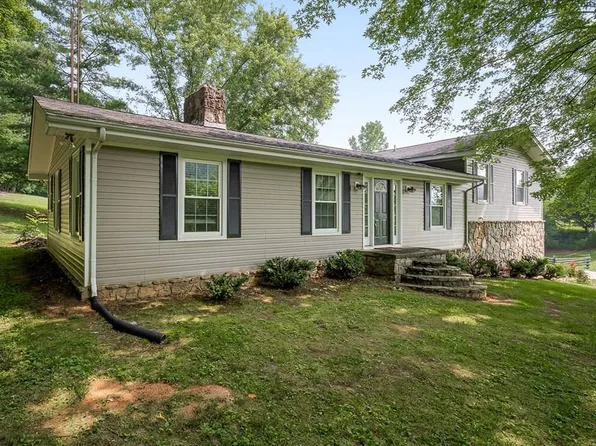 5286 Rocky Point Rd, Cookeville, TN 38506