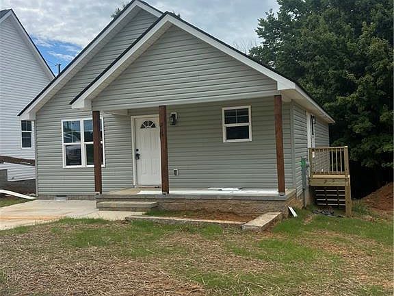 2nd image of 917 Redding Dr