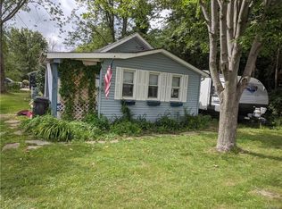 199 Reeves Rd, Angola, NY 14006