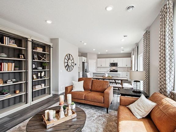 5th image of 203 Snowdrop Trl