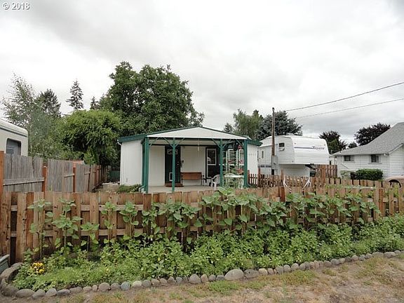2nd image of 10865 NW 311th Ave