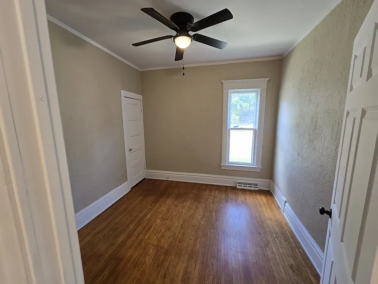 502 Pearl St #1 — Photo 14