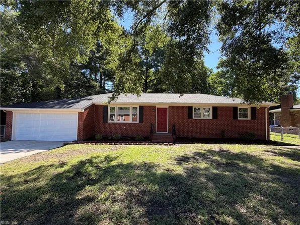 3715 Magnolia Dr, Portsmouth, VA 23703