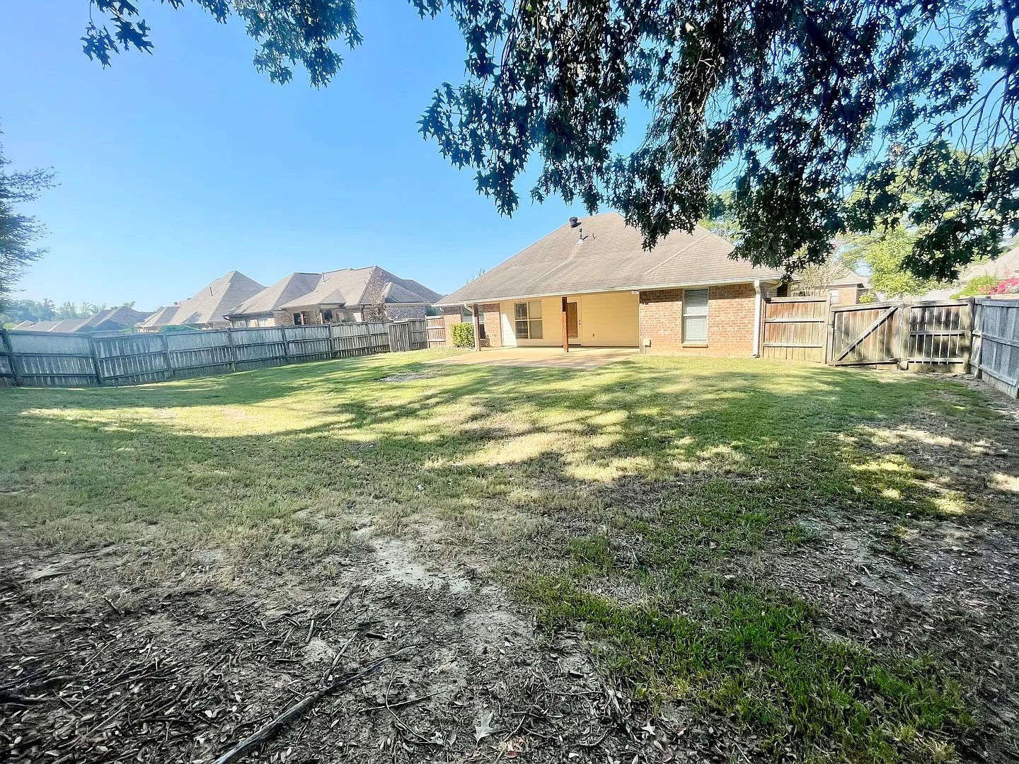 3/2 For Rent in Ashbrooke Neighborhood- Germantown School District! — Photo 2