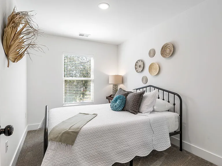 4231 Barnwell Ave — Photo 23