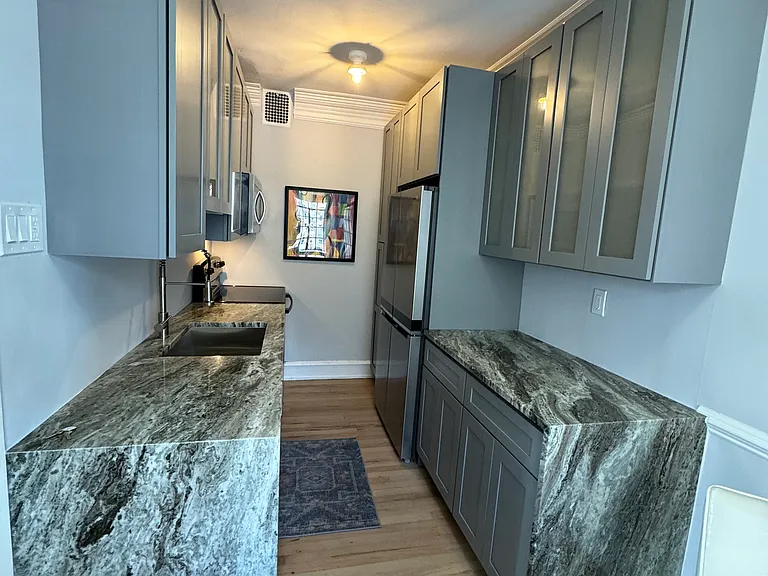 1212 Delaware Ave #D3 — Photo 6