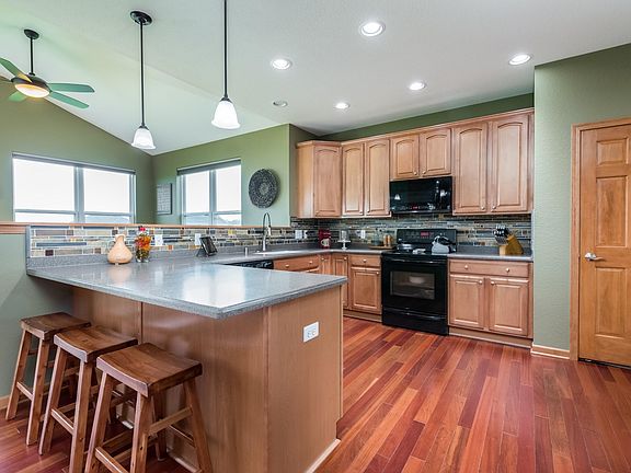 1626 Edgewater-23