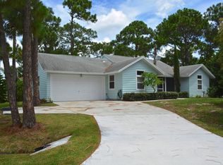 261 Columbia Ave, Sebastian, FL 32958