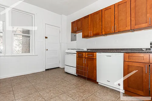 1381 Commonwealth Ave Photo 1