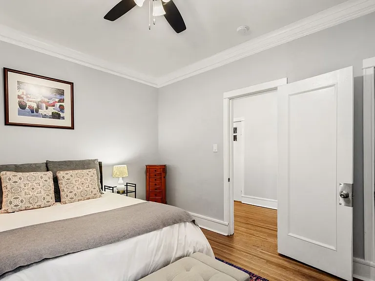 4515 N Ashland Ave — Photo 6