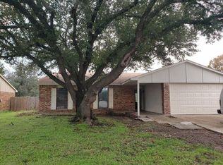 7112 Chapman Rd, North Richland Hills, TX 76182