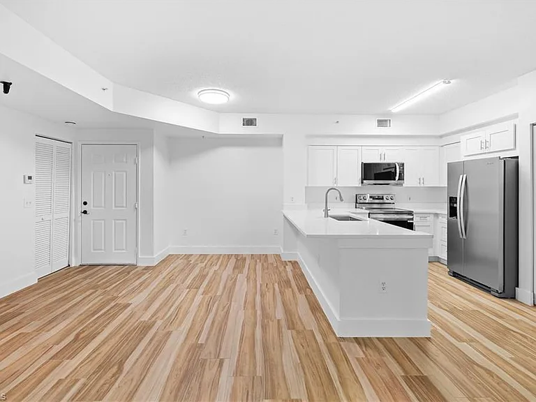 1225 Reserve Way #102 — Photo 4