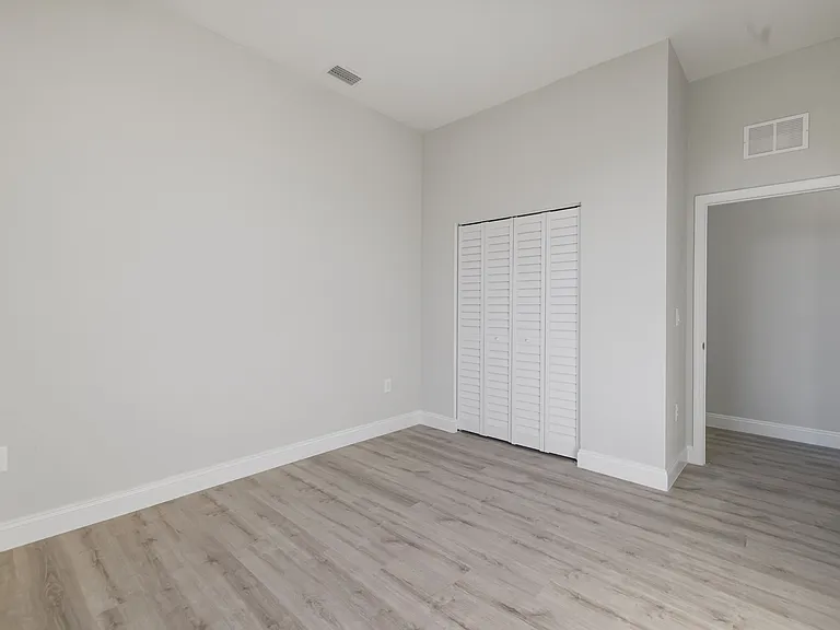 232 Fowler Ave S — Photo 22
