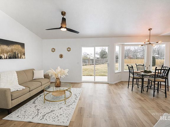 2nd image of 4415 S Silverwood Pl