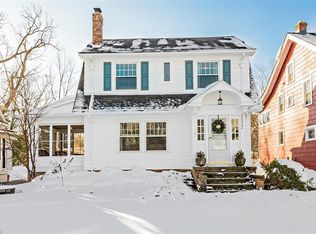 3322 E Scarborough Rd, Cleveland Heights, OH 44118