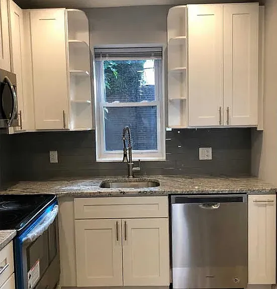 5360 Morris St — Photo 2
