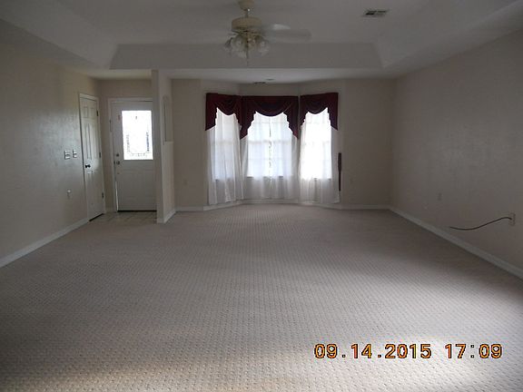 3rd image of 1009 W Green Acres Pl