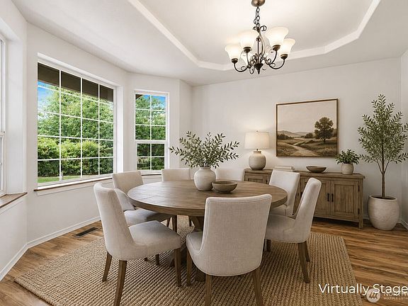 5th image of 263 Hamilton Court