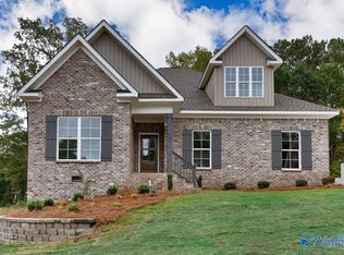 161 Santa Maria Dr, Huntsville, AL 35811