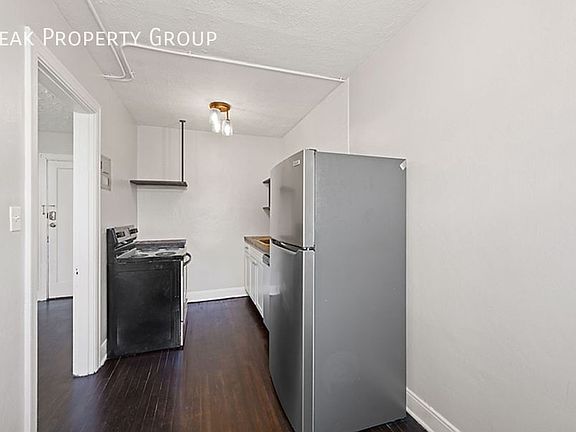 4th image of 4300 Erie Ave #5