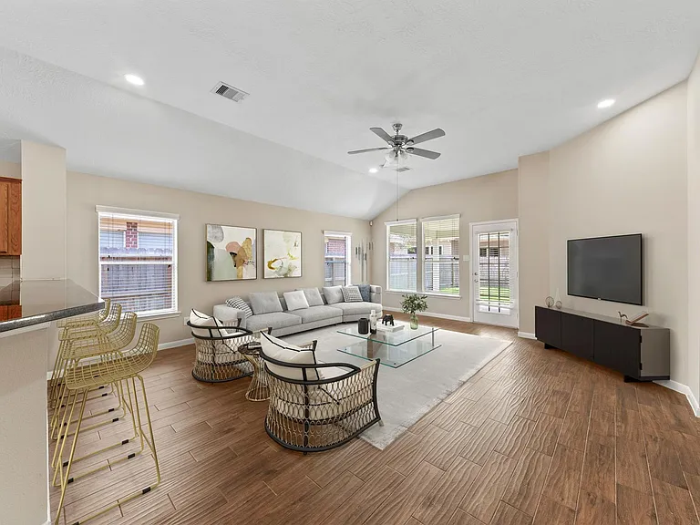 731 Pickett Hill Ln — Photo 14