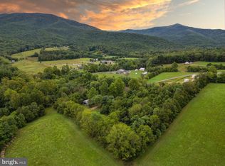 97 Gracie Ln, Luray, VA 22835