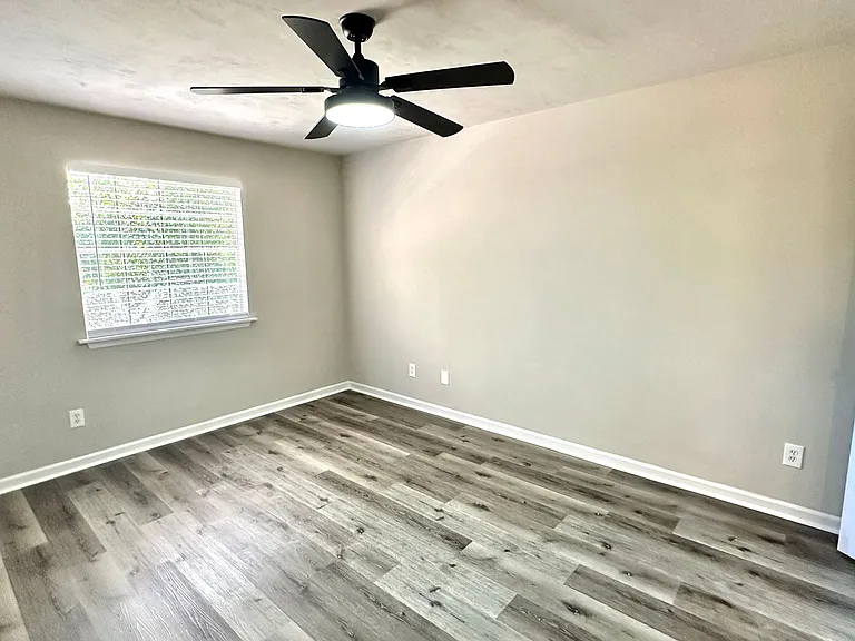 2323 Via Sardinia St #B — Photo 9