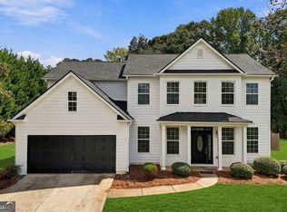 107 Hollytrace Ln, Ball Ground, GA 30107