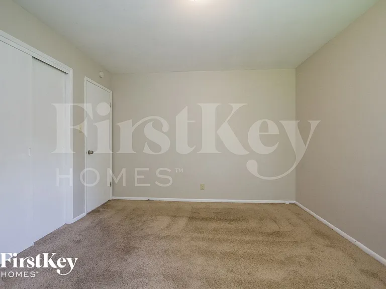 1002 N Hathaway Dr — Photo 9