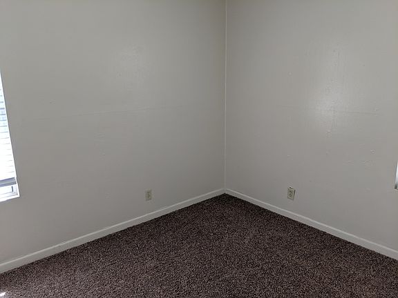 5th image of 2549 Bonnie Ln