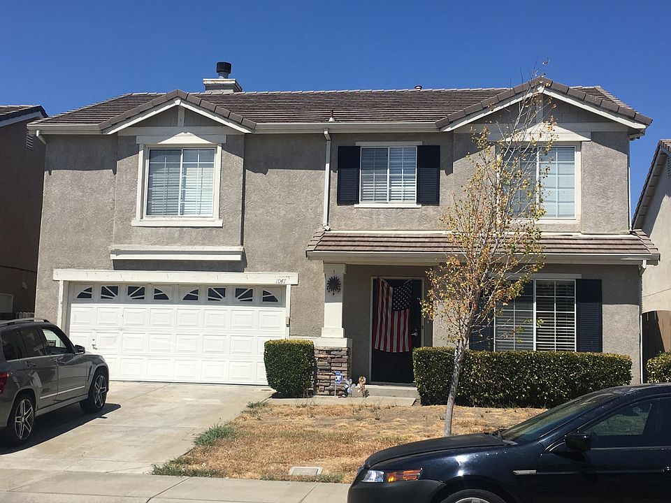 1st image of 1047 Royalblue Dr