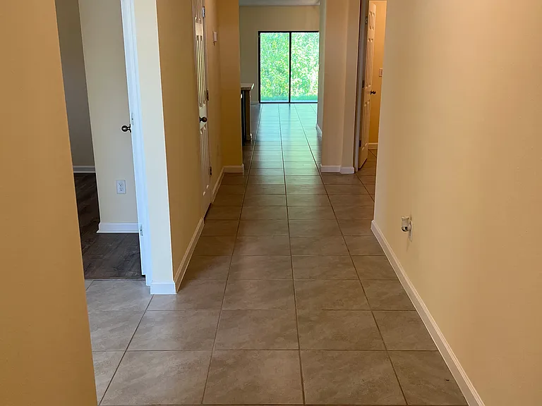4412 Talbot Blvd — Photo 4