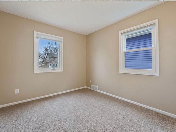 3rd image of 231 Charles Ave