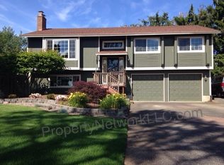 2864 NE Linden Ave, Gresham, OR 97030