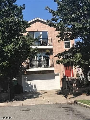 1st image of 24 Carmen Ct