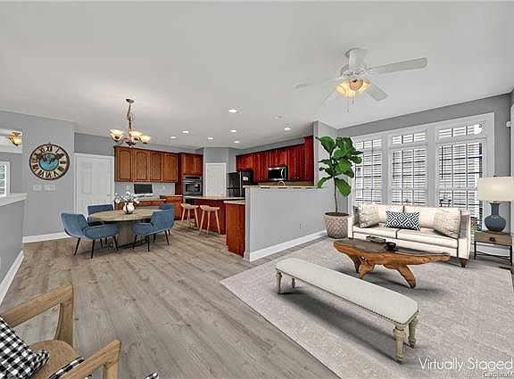 5th image of 2520 Hampton Glen Ct