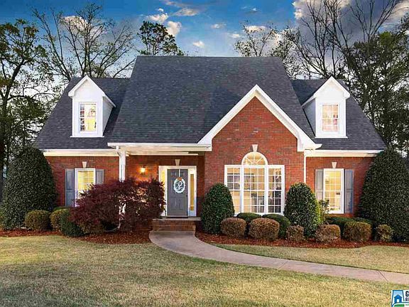 2nd image of 7017 Arbor Ln