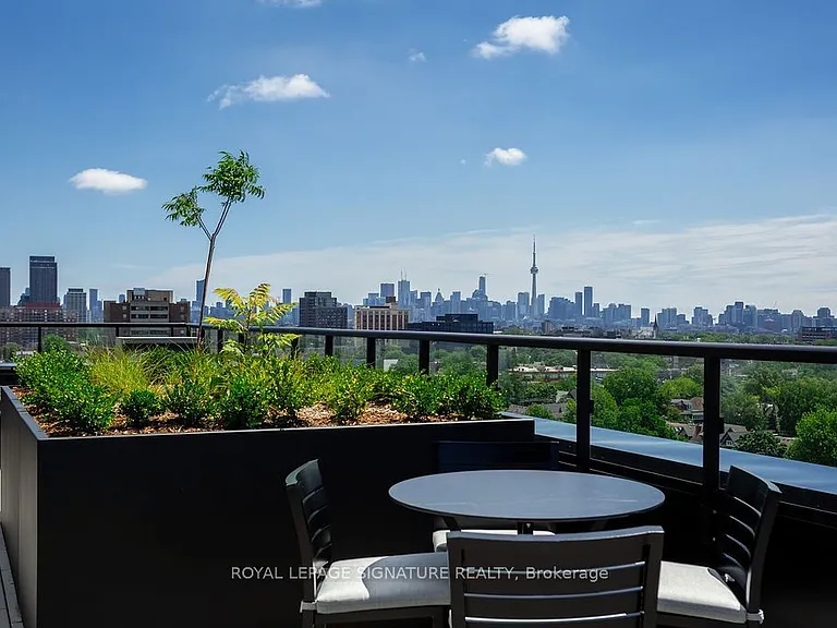 1660 Bloor St W #1204 — Photo 36